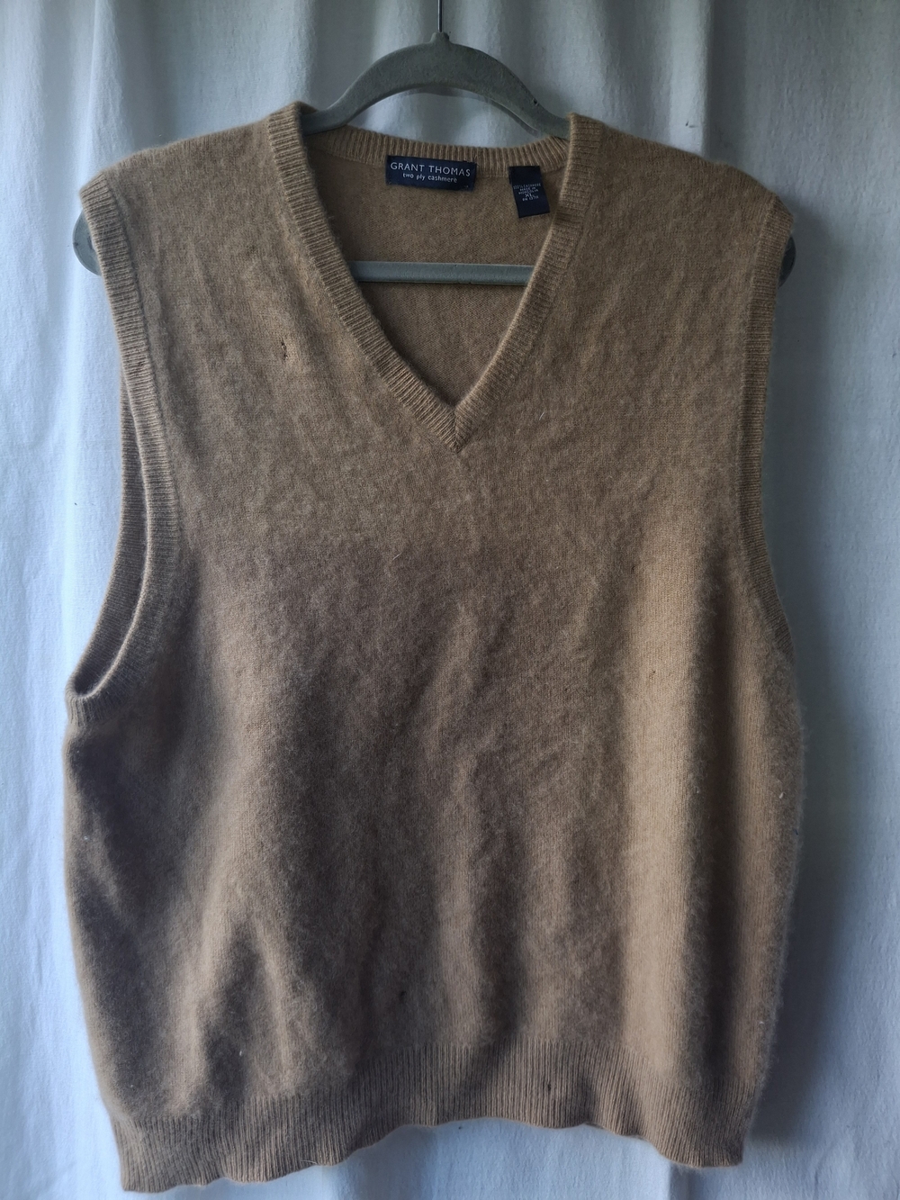 Grant Thomas Men’s Tan V-Neck  Cashmere Sweater Vest